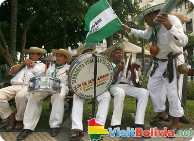bolivian dress visitbolivia net